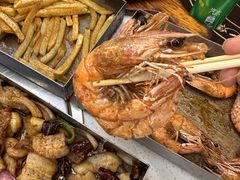 -老东镇啤酒屋海鲜加工·蒸汽海鲜·海鲜烧烤(台东店)