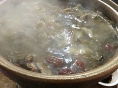 -威邵鸡煲(西华路总店)