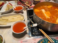 -尚尚仙·酸汤猪手·猪肚鸡火锅(华联万柳购物中心店)