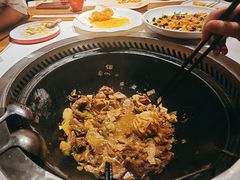 -玺炖·中国铁锅炖(南京东路店)