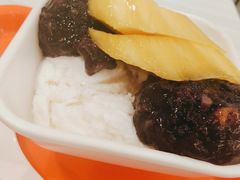芒果白雪黑糯米-满记甜品(日月光二店)
