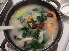 鱼肚海鲜什菜煲-稻香酒家(天河城店)