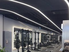 -TMG潮流健身(奥体莲荷里店)