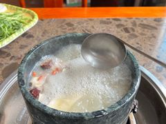 -鲁朗边巴次仁农家石锅