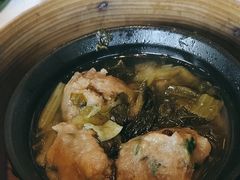 老坛酸菜牛肉球-龙景轩(香港四季酒店)