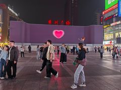 -黄兴南路步行商业街