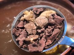 -牛村来人潮汕牛肉火锅(西单店)