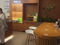 -奈雪的茶(皇庭广场店)