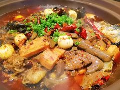 -鸣记脆皮烤鱼·海鲜烤鱼(马栏店)
