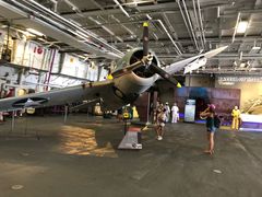 -中途岛号航空母舰博物馆