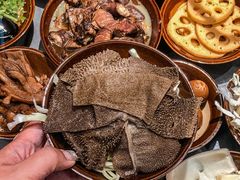-金龙大四喜牛肉火锅