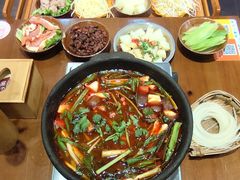 -黔有有贵州酸汤夺夺粉火锅(五味十字店)