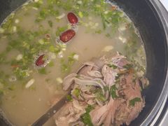-汤宴·参须肚包鸡(南京路店)