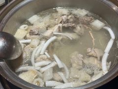 -喃喃椰·糟粕醋·椰子鸡火锅(七堡花园店)