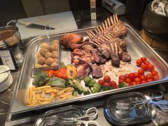 -广州万富希尔顿酒店-感趣自助餐厅·生蚝海鲜刺身