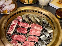 -铭牛烧肉·和牛海鲜自助(高新月牙湖店)