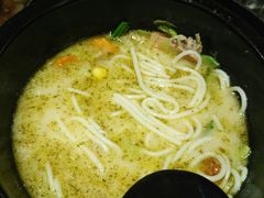 -阿香米线(路北大润发店)
