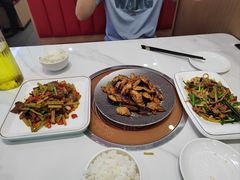 -钟记陕南菜·煎锅鱼(红专南路店)