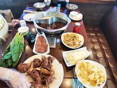 -亿诣蝎府炸酱面羊蝎子火锅(酷车小镇店)