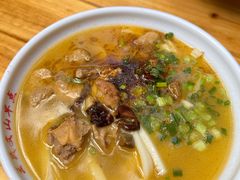 -文山荷鲜居(翠湖店)