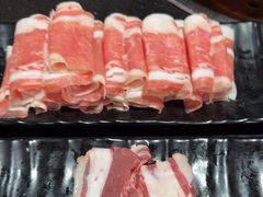 -果松木炭酸菜铜火锅·外婆参鸡汤