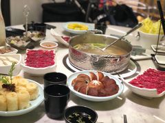 -左庭右院鲜牛肉火锅(浦江欢乐颂店)