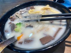 -鸭小妹鸭血粉丝(老门东店)