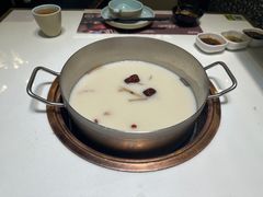 -洪氏嗨捞·猪肚鸡火锅(阳光天地店)