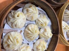 -莱莱小笼·乔艾
