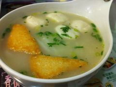 鱼蛋河粉-翠华餐厅