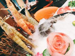 海鲜集锦-煲宫猪肚鸡(晶品店)