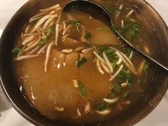 砂煲蟹肉鲍翅-泰国村酒楼(良木园酒店)