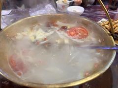 -江湖亮亮蒸虾大排档烤全羊清真(武汉总店)