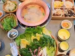 -阿婆情腊排骨火锅·野生菌季(古城旗舰店)
