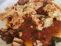 鸡肉焖卷子-清真·伊清阁餐厅