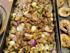 -老东镇啤酒屋海鲜加工·蒸汽海鲜·海鲜烧烤(台东店)