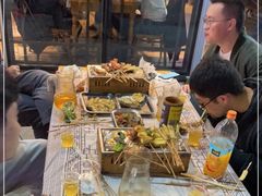 -云晓光头烧烤吧(川沙绿地店)