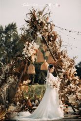 -禕·愫白婚纱商店