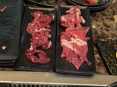 -牛里牛气· 榴莲海鲜鲜牛肉自助火锅·烤肉(横岗店)