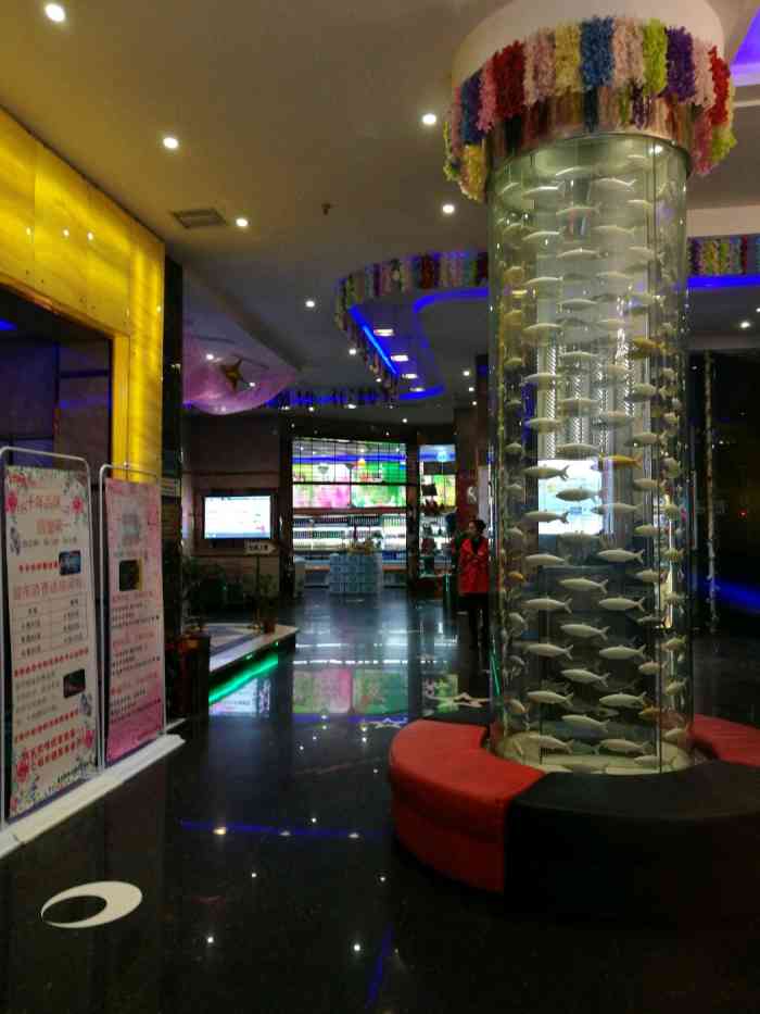 糖果ktv-"音响一般,麦克风还不好,装修再好也没用."-大众点评移动版