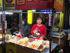 -六合夜市