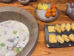 -滇香肴·云南菜蒸汽石锅鱼(云南北路店)