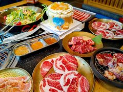 -韩烧牛中牛·甄选黑牛烤肉(黑金店)