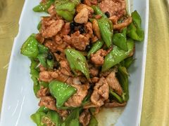 辣椒炒肉-国俊八大碗饭店