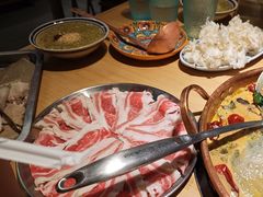 -洱火云南酸菜牛肉火锅(石景山当代商城店)