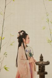 -九月鹰飞汉服摄影工作室