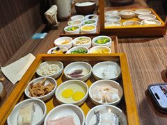-良米山·云南野生菌过桥米线(上海首店)