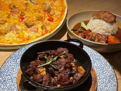 幸会饭堂荤香薄底披萨-幸薈飯堂