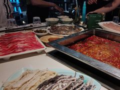 -二荆条·蜀鲜汇城市森林火锅