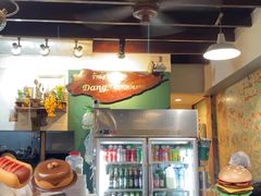 -Dang restaurant (patong phuket)